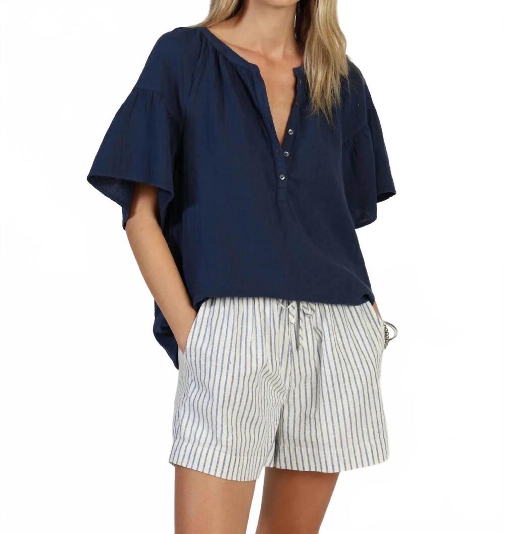 NEW DYLAN weekend soft-weave shorts in blue/white